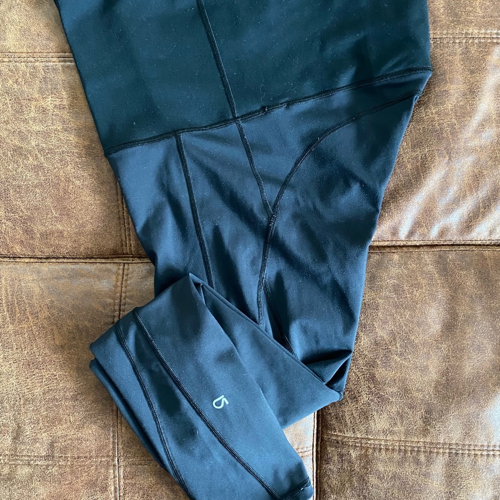 Maternity leggings.